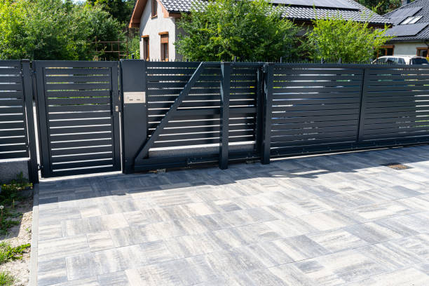 Best Driveway Paving Company  in Hinckley, IL